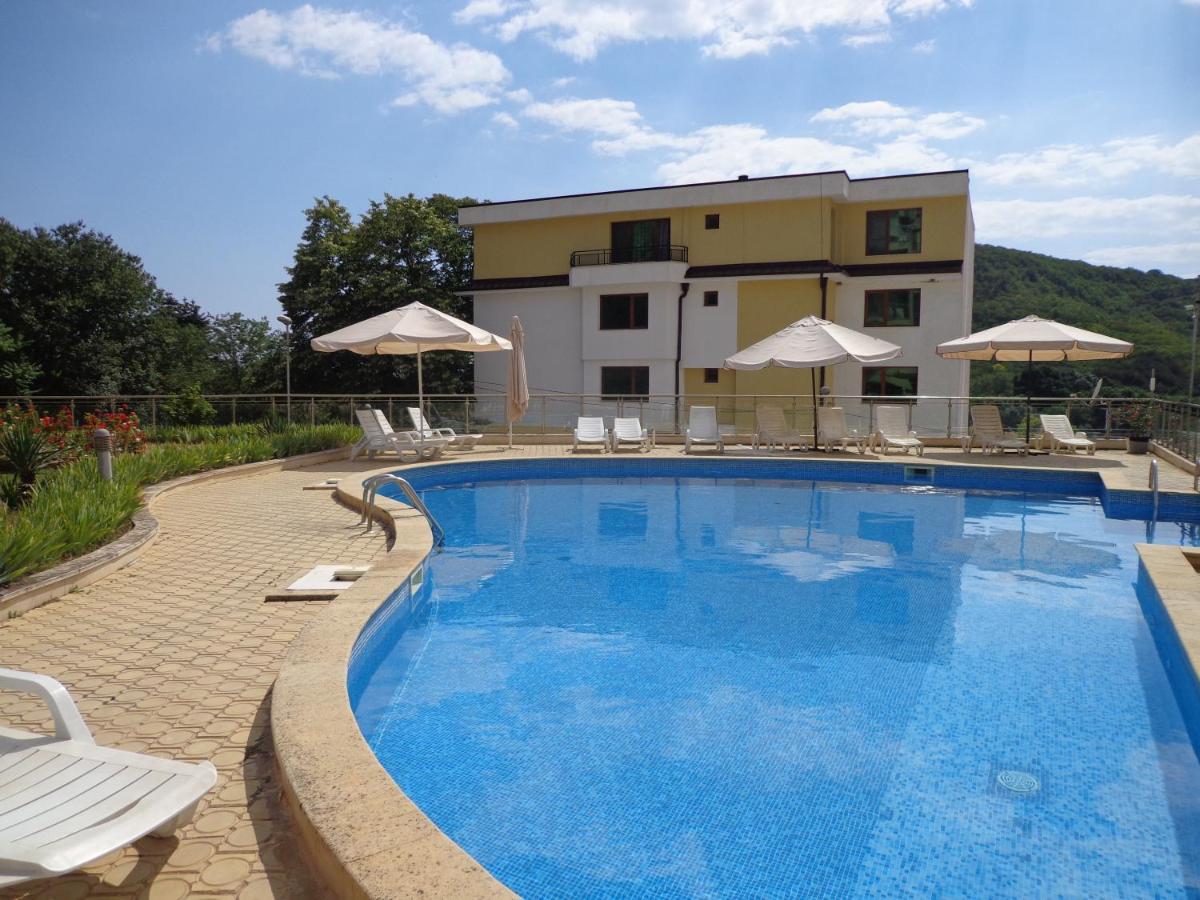 Kavarna Hills Apartments Exteriör bild